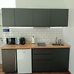 Moderno Apartamento En Madrid B
