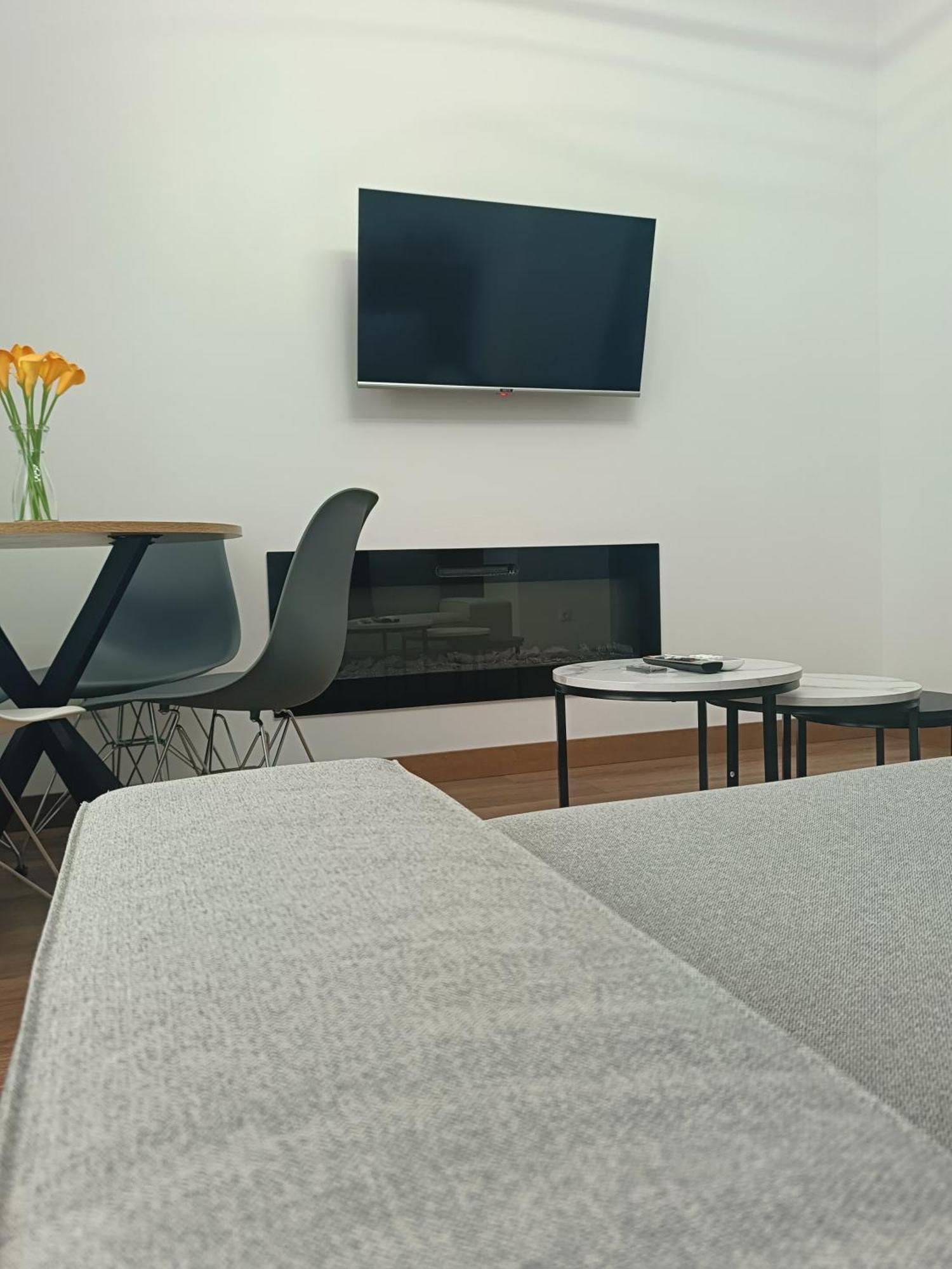 Apartamento Moderno Apartamento En Madrid B *